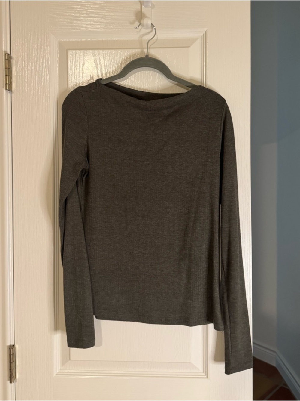 Mango Boat Neck Long Sleeve Top Size Medium